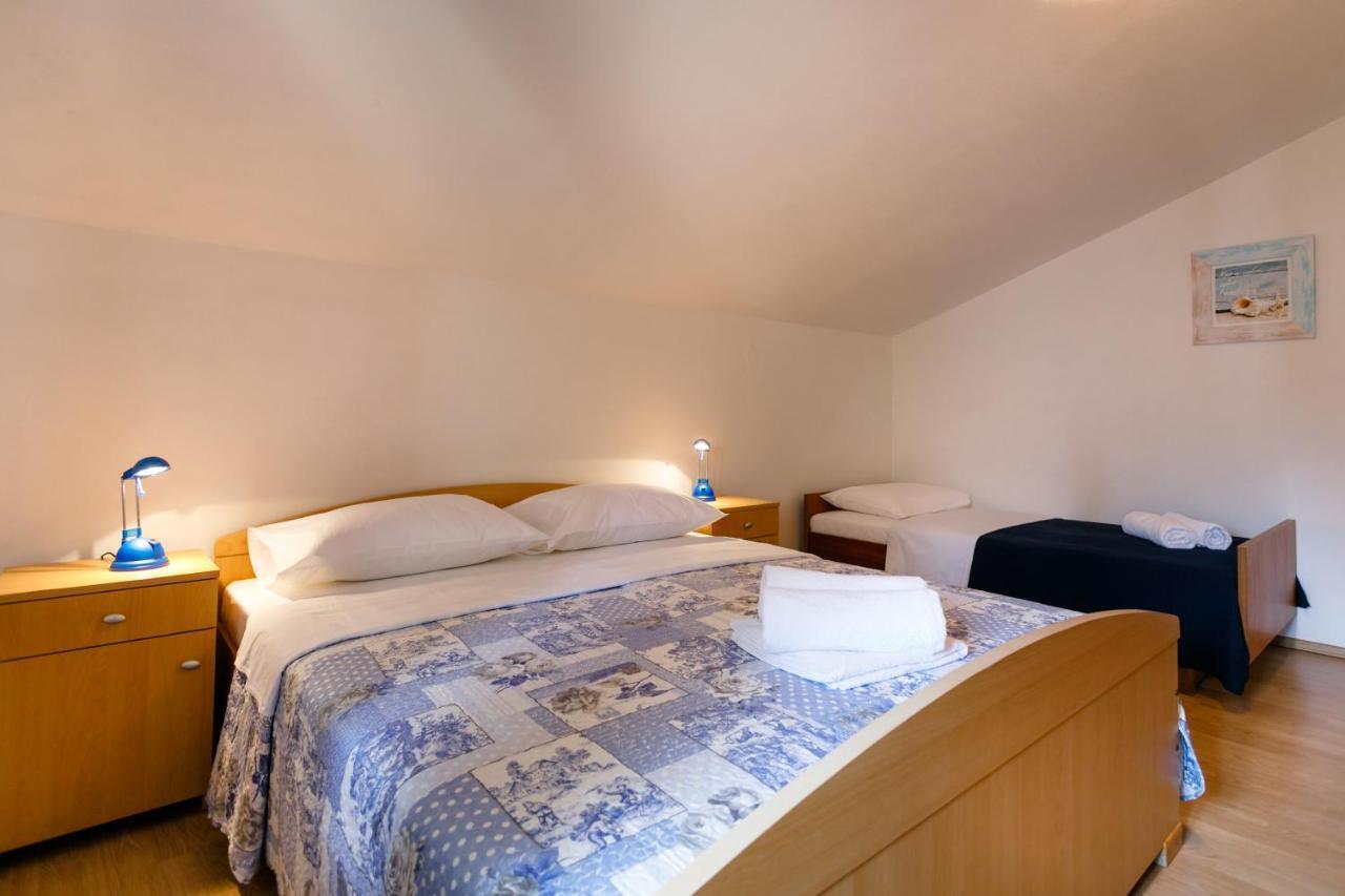 Apartman Sintic Krk Town Extérieur photo
