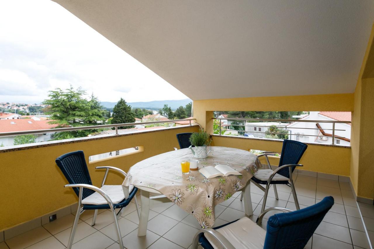 Apartman Sintic Krk Town Extérieur photo